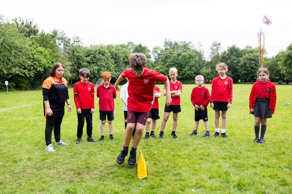 Sports Day Provision: Sports Coaching Group offers enrichment days so children can experience a new sport while still focusing on key fundamental skills. The days can be used as a reward for the whole school, houses, interventions or even a Year 6 leavers activity. Here are some examples...