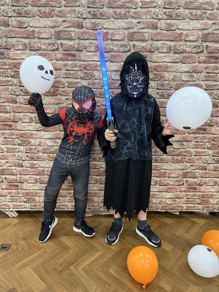 Halloween fun at Sports Coaching Group's Tommy the Tiger's Trick or Treat Half-term Holiday Clubs 